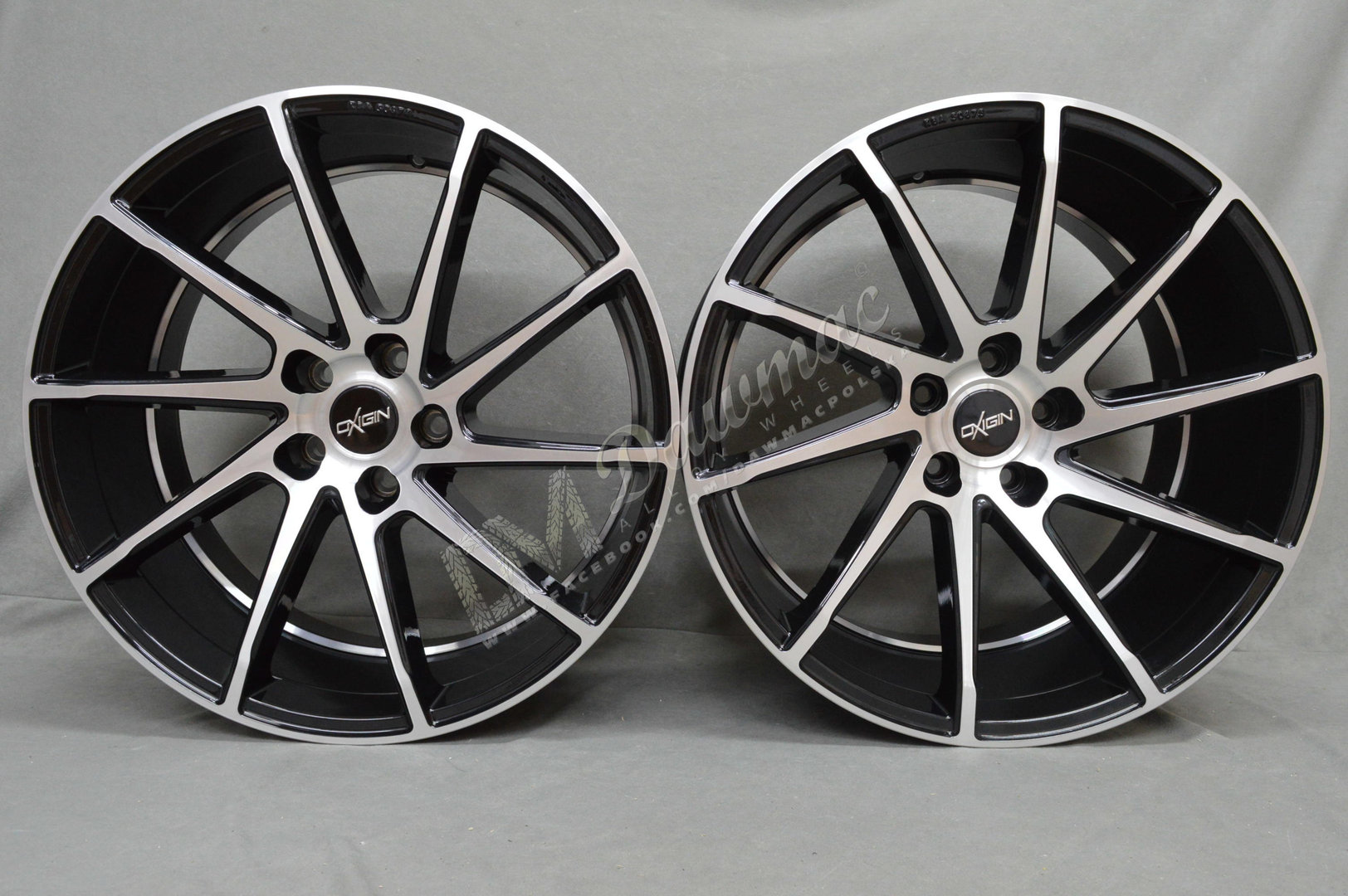 OXIGIN 20 ATTRACTION 20'' 9J ET30 + 10,5J ET50 5x114,3 Black Full Polish - obrazek 2