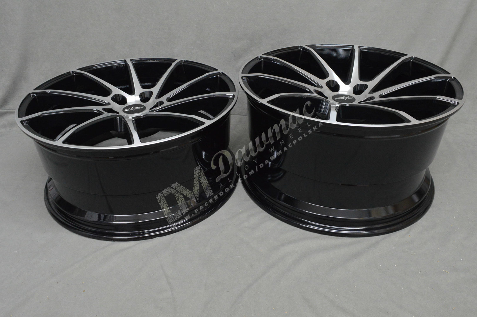 OXIGIN 20 ATTRACTION 20'' 9J ET30 + 10,5J ET50 5x114,3 Black Full Polish - obrazek 7