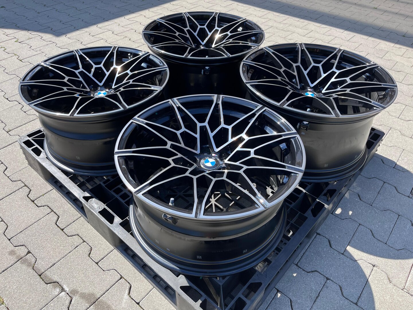 Oryginalne felgi BMW 19" 9,5J ET20 + 20" 10,5J ET20 5x112 Jet Black - obrazek 2