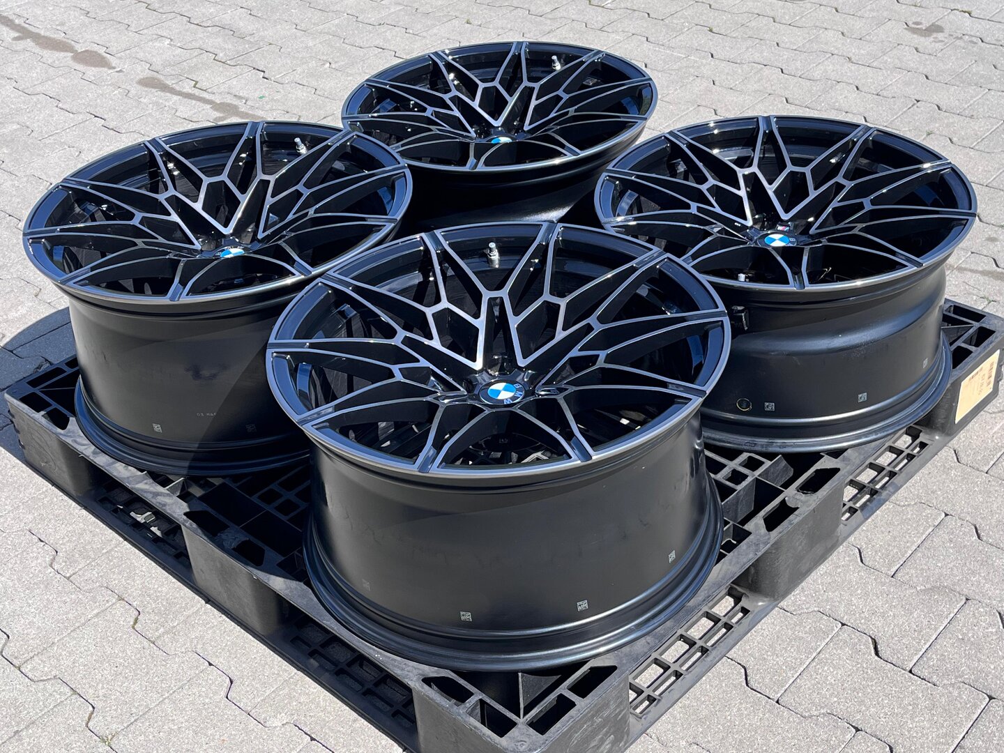 Oryginalne felgi BMW 19" 9,5J ET20 + 20" 10,5J ET20 5x112 Jet Black - obrazek 4