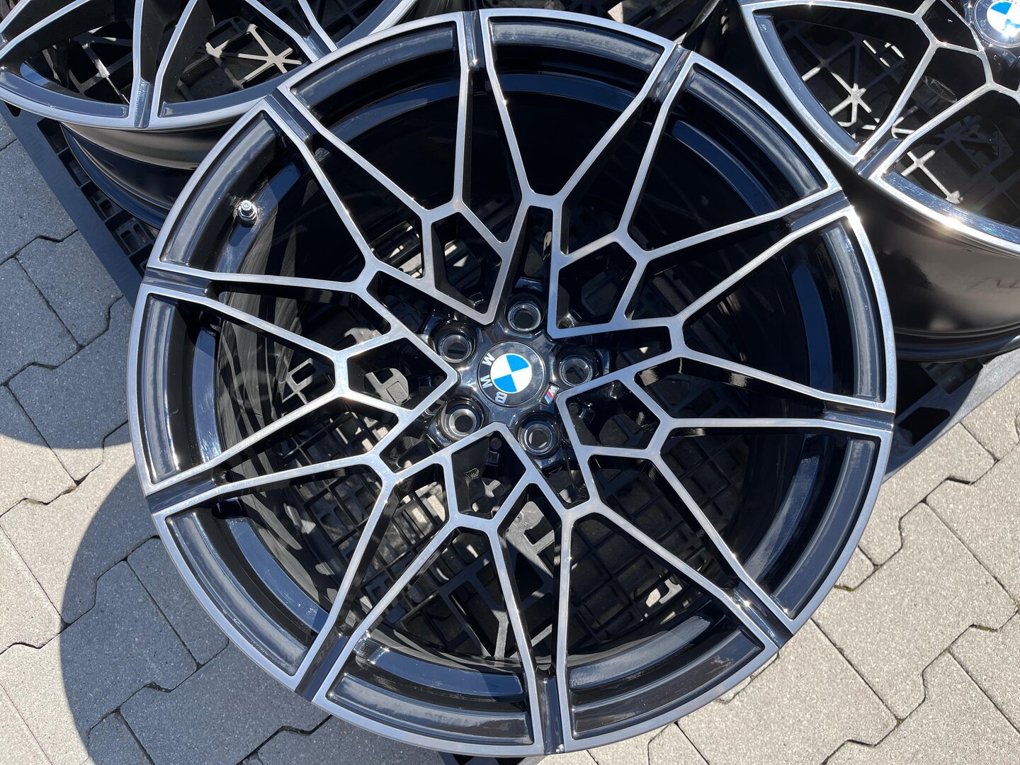 Oryginalne felgi BMW 19" 9,5J ET20 + 20" 10,5J ET20 5x112 Jet Black - obrazek 6