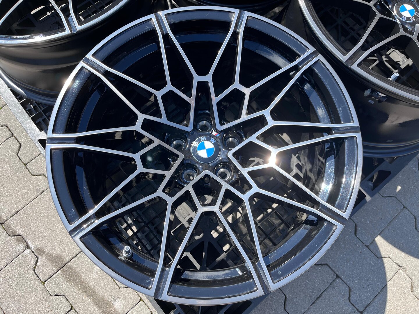 Oryginalne felgi BMW 19" 9,5J ET20 + 20" 10,5J ET20 5x112 Jet Black - obrazek 8