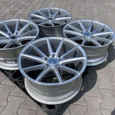 Outlet: CONCEPT V44 19'' 8,5J ET35 + 9,5J ET33 5x120 Machine Silver