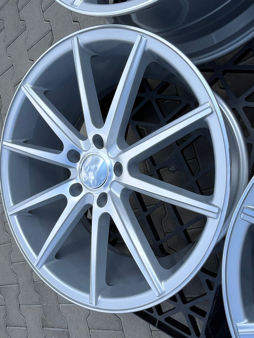 Outlet: CONCEPT V44 19'' 8,5J ET35 + 9,5J ET33 5x120 Machine Silver - obrazek 6