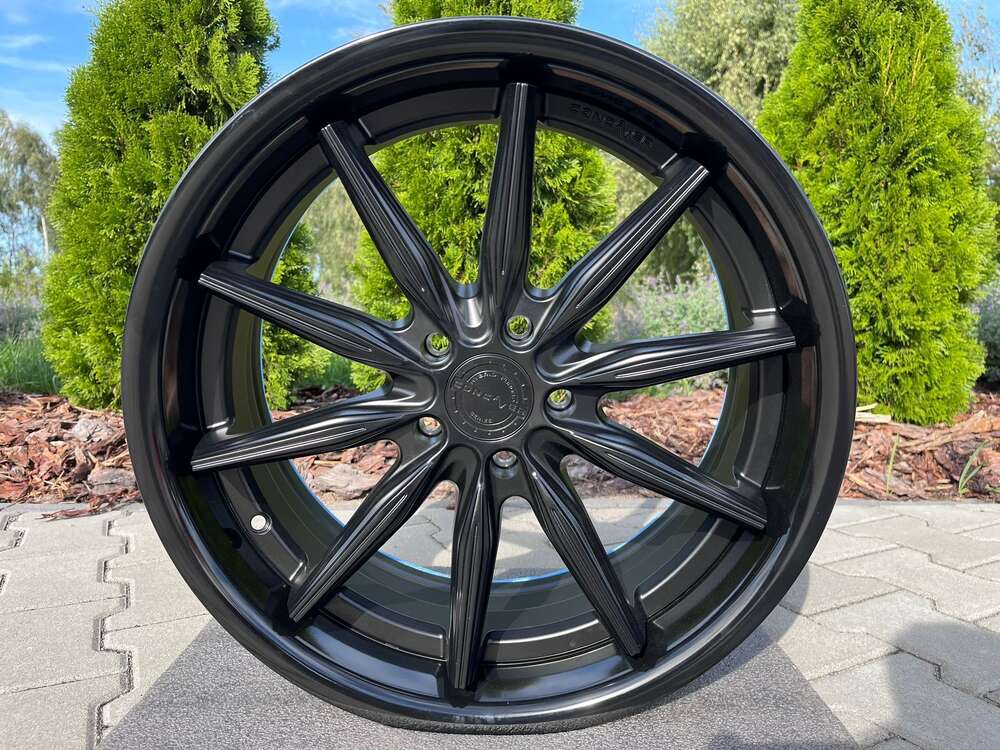 Outlet: Concaver CVR8 19" 8,5J ET40 5x112 Matt Black