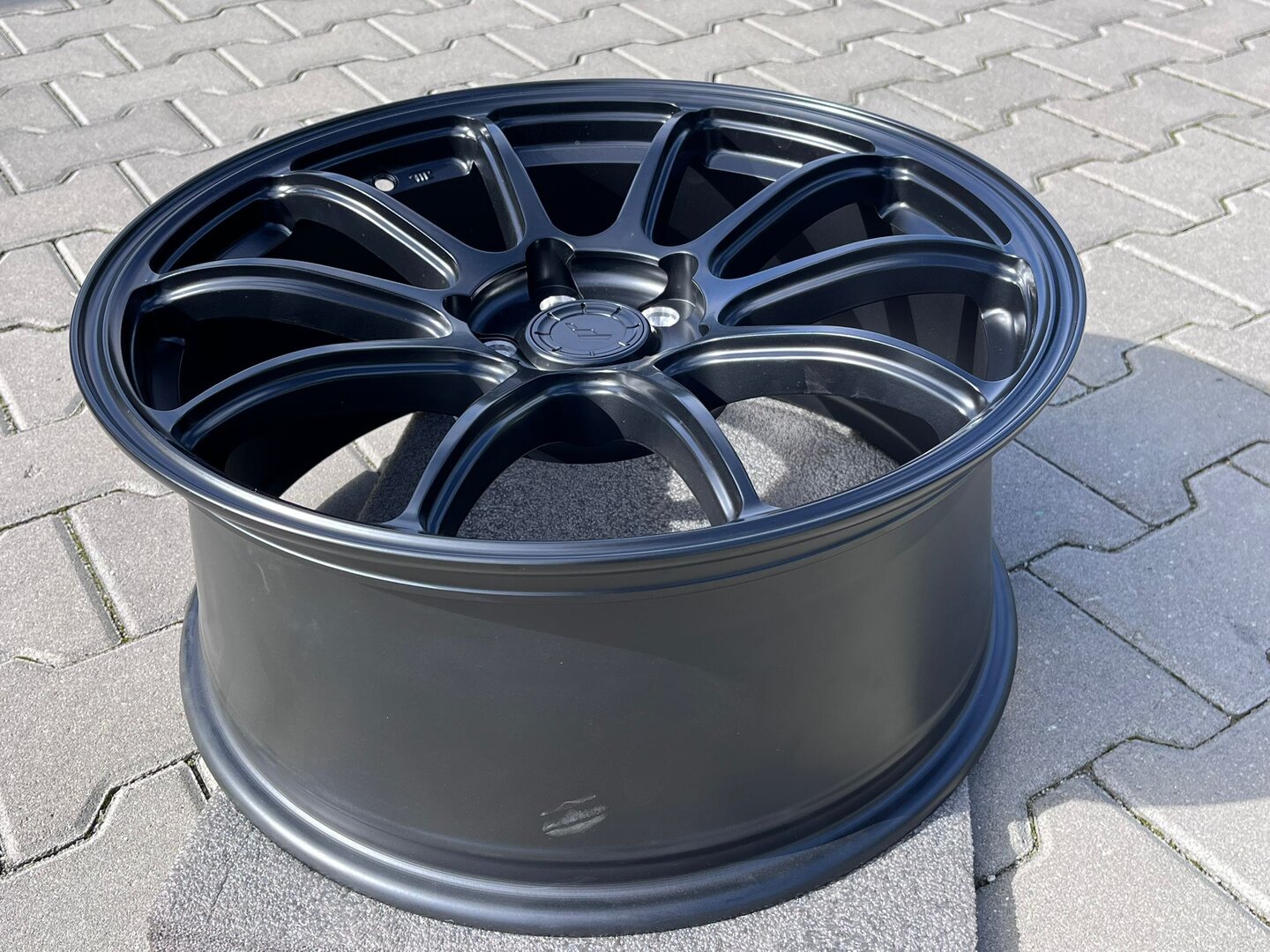 Outlet: Japan Racing SL04 18" 8J ET35 5x100 Matt Black - obrazek 5