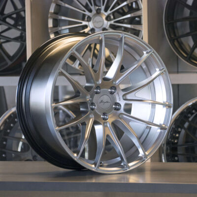 Breyton Race GTX 21" 10,5J ET44 5x112 Hyper Silver