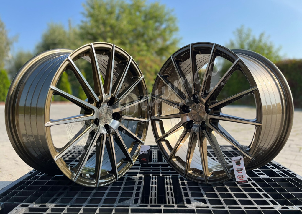 Riviera RF105 20" 8,5J ET25 + 8,5J ET35 5x112 Full Bronze Polished - obrazek 3