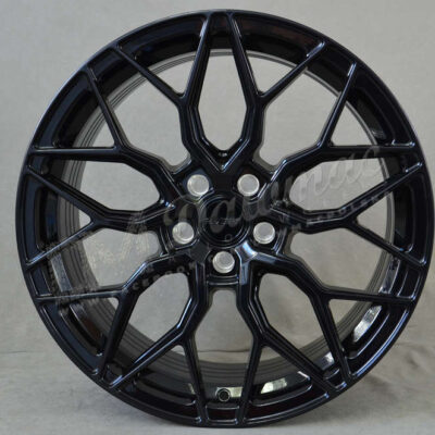 Riviera RF108 19" 8,5J ET25 5x112 BLANK Gloss Black