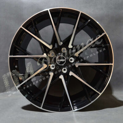 Riviera RV197 22" 10J ET30 5x127 Black Polished