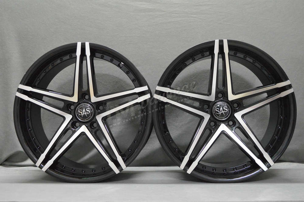 SAS HS-242 19" 8,5J ET33 + 9,5J ET40 5x120 BK/FP