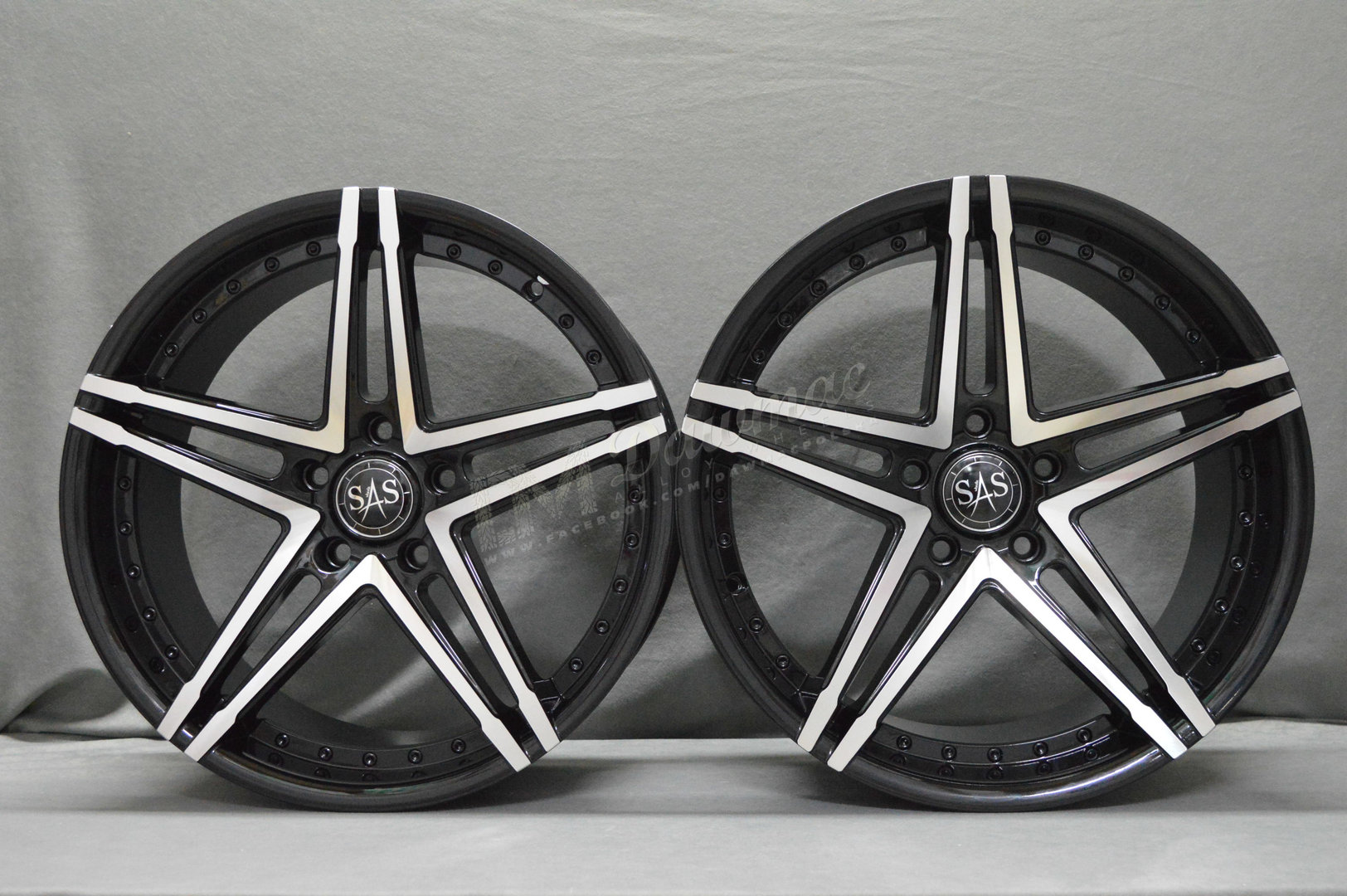 SAS HS-242 19" 8,5J ET33 + 9,5J ET40 5x120 BK/FP - obrazek 2
