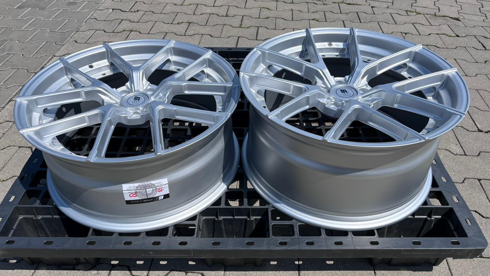 SIXNINE WHEELS FF-ONE 20" 8,5J ET45 + 10J ET45 5x112 Hyper Silver - obrazek 7