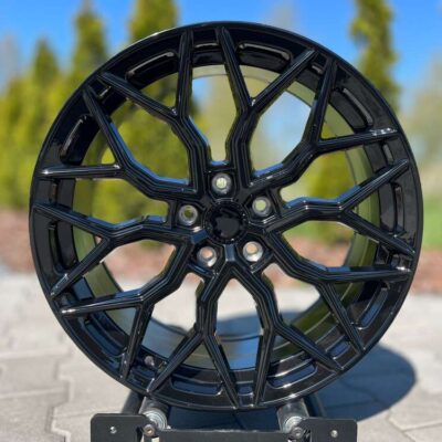 Seventy9 SV-K 19" 8,5J ET40 5x114,3 Black Glossy