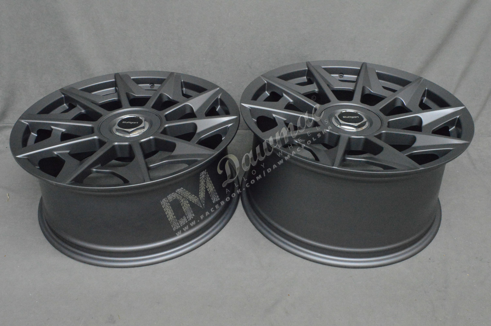 Stuttgart SVT 20" 8,5J ET35 + 10J ET38 5x112/5x120 Matt Gunmetal - obrazek 6