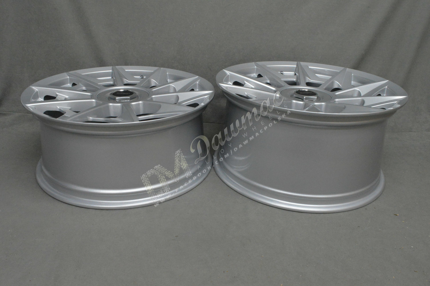 Stuttgart SVT 20" 8,5J ET35 + 10J ET38 5x112/5x120 Silver - obrazek 7