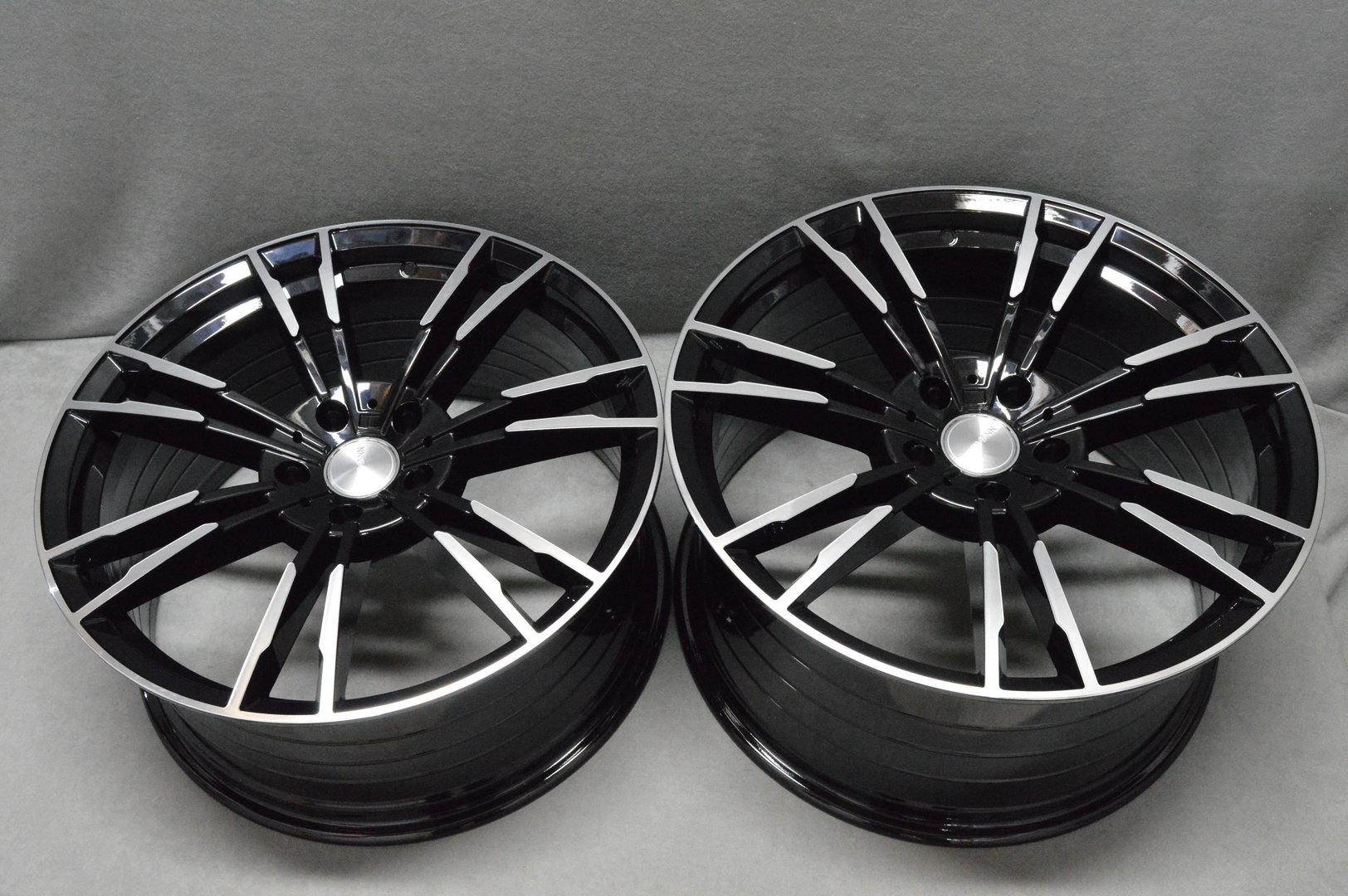 VEEMANN MODEL: MG355 20" 9J ET35 + 10,5J ET45 5x120 BMF - obrazek 6