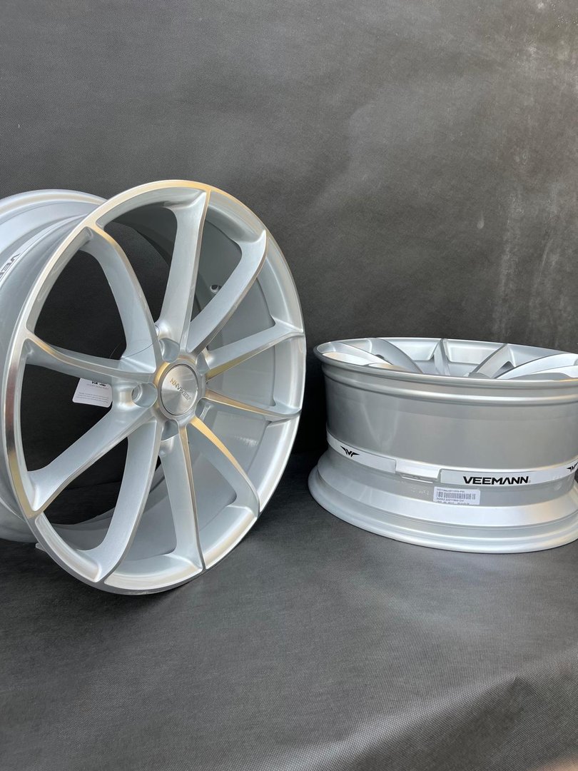 VEEMANN V-FS18 19" 8,5J ET42 + 9,5J ET45 5x112 Silver Machined Face - obrazek 3