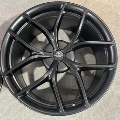 Forzza Urban 20" 9.5J ET45 5x114,3 Satin Black / Max Load 850 kg