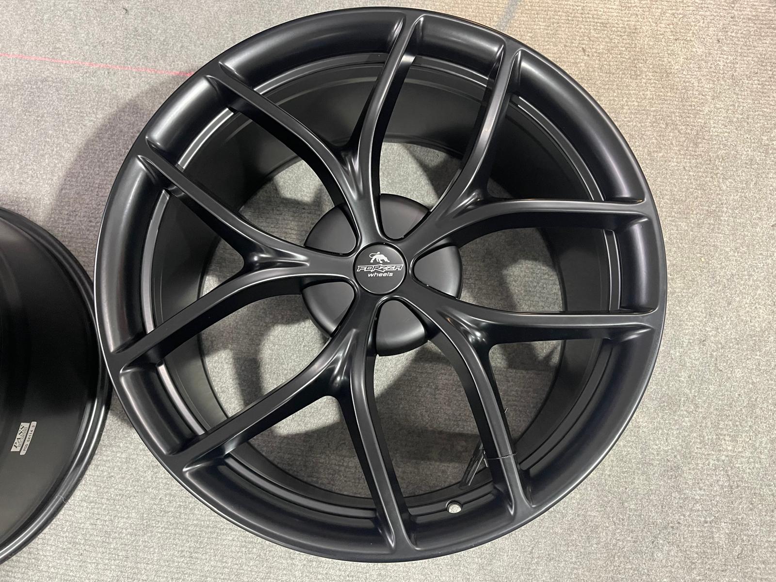Forzza Urban 20" 9.5J ET45 5x114,3 Satin Black / Max Load 850 kg