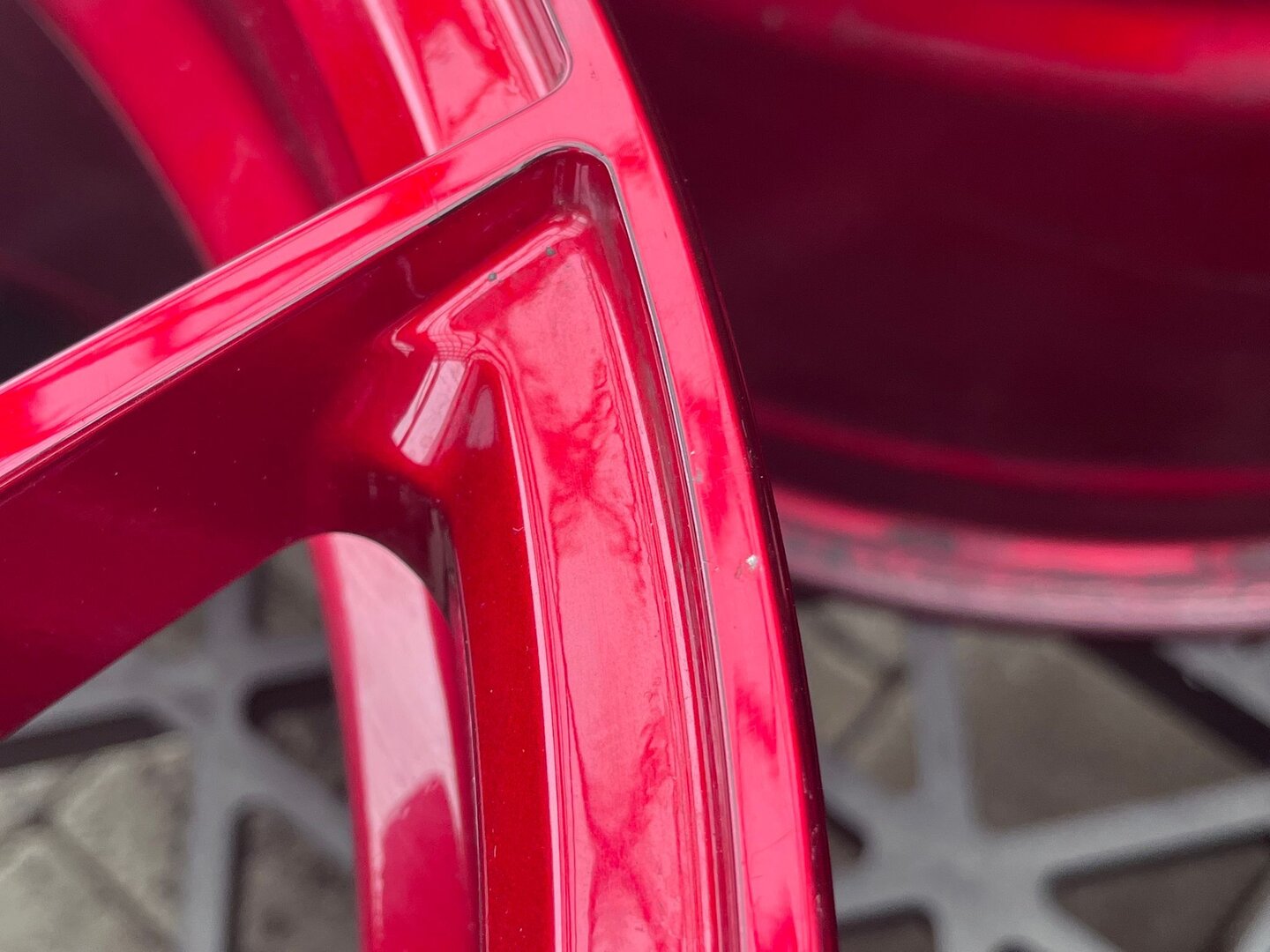 Concaver CVR1 20" 9,5J ET22 + 10,5J ET15 5x112 Candy Red - obrazek 14