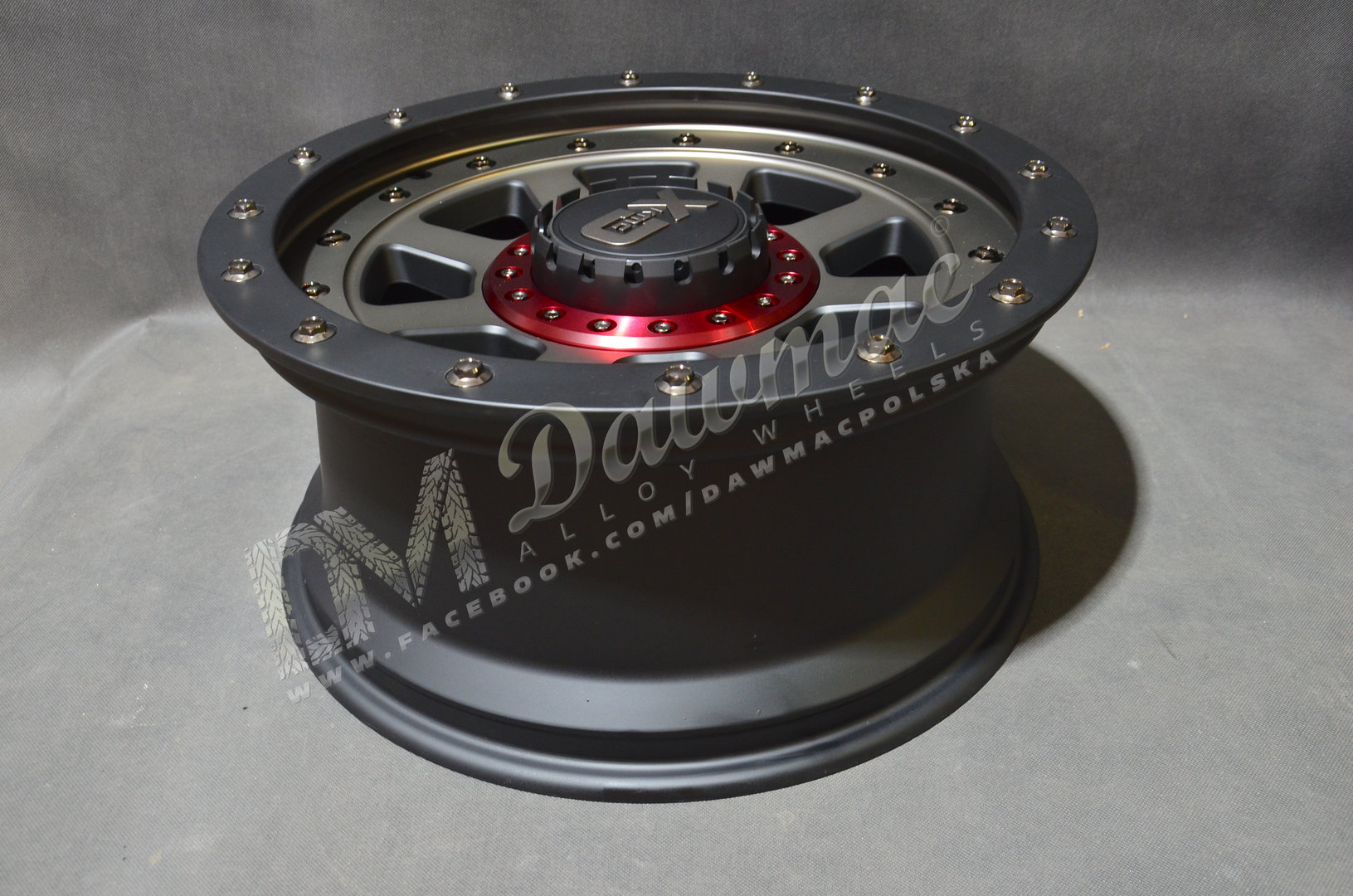 XD Wheels XD137 20" 9J 5x127/5x139,7 Satin Black w/Dark Tint - obrazek 7