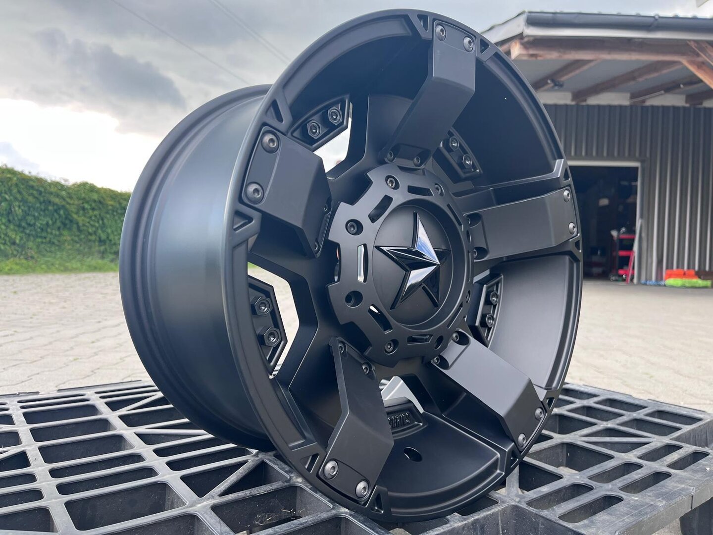 XD Wheels XD811 Rockstar 2 20" 9J ET18 6x139,7 Matte Black - obrazek 3