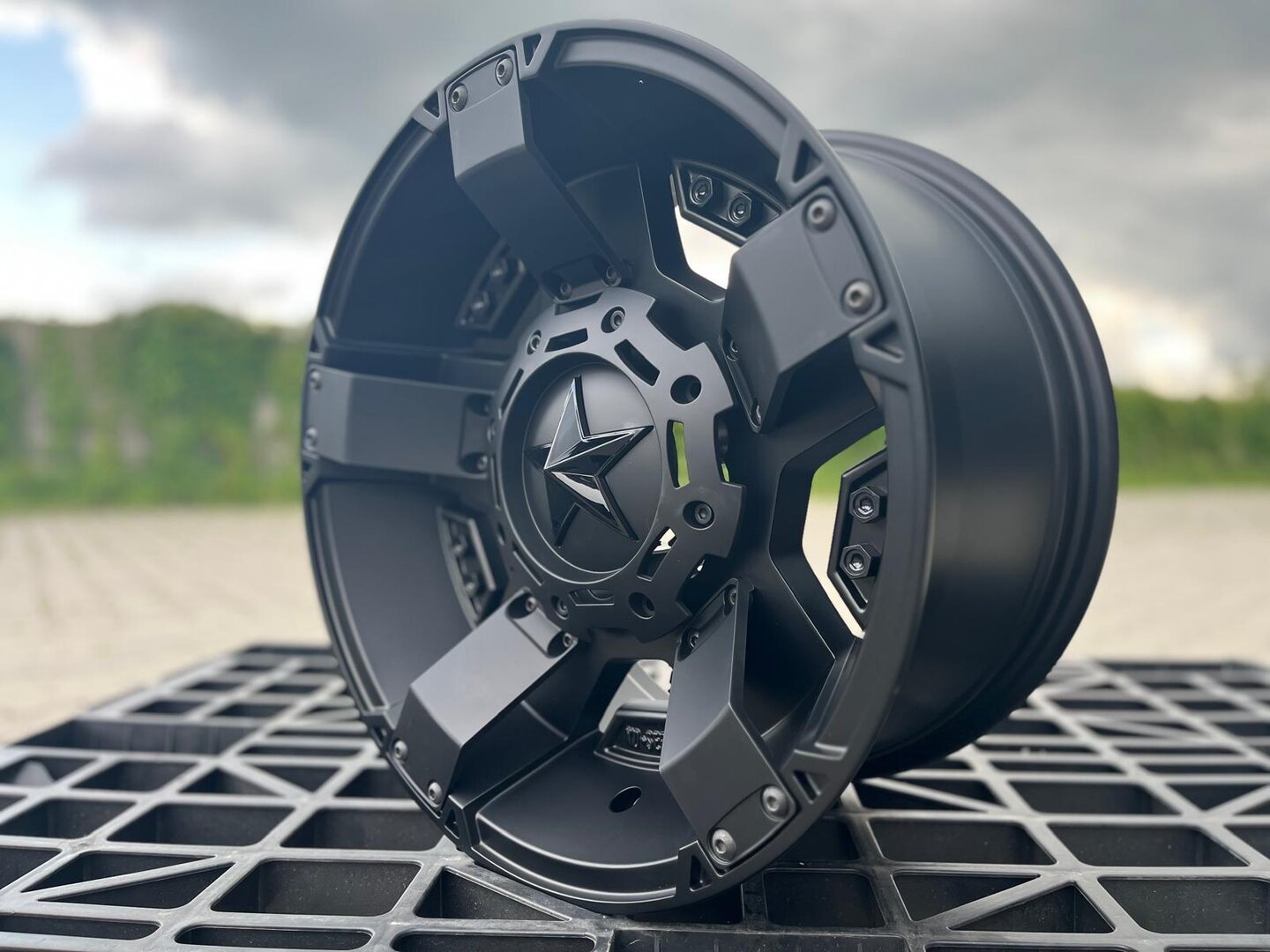 XD Wheels XD811 Rockstar 2 20" 9J ET30 5x150 Matte Black - obrazek 4