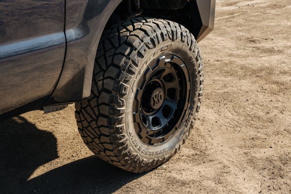 XD Wheels XD861 Storm 20" 10J ET-18 8x165,1 Satin Black - obrazek 5