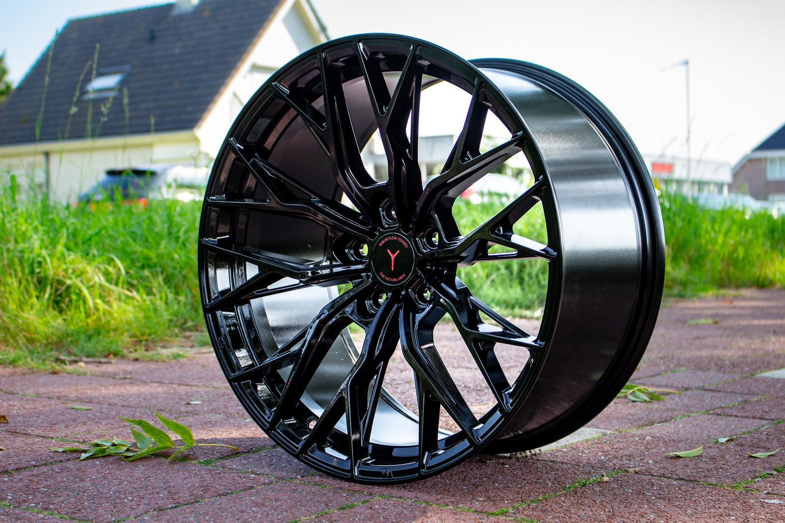 Yanar Wheels DNZ-20 19" 8,5J ET42 + 9,5J ET45 5x112 Gloss Black - obrazek 4