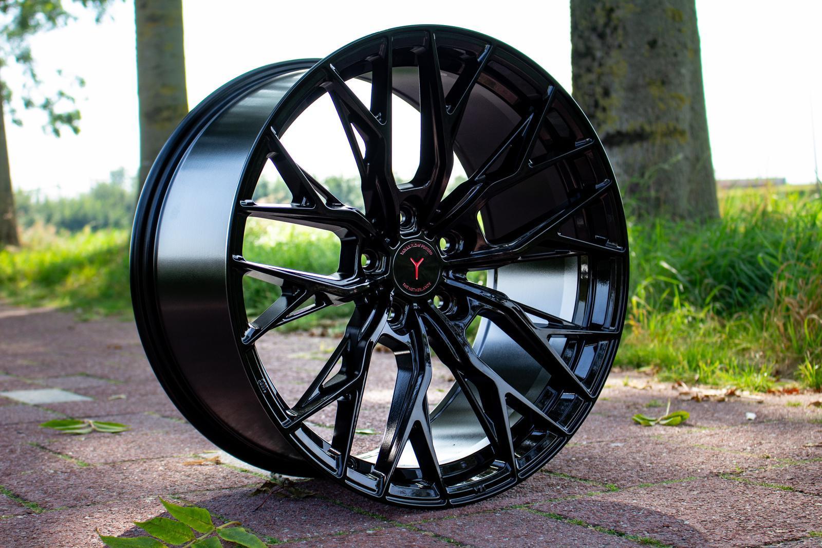 Yanar Wheels DNZ-20 19" 8,5J ET42 + 9,5J ET45 5x112 Gloss Black - obrazek 6