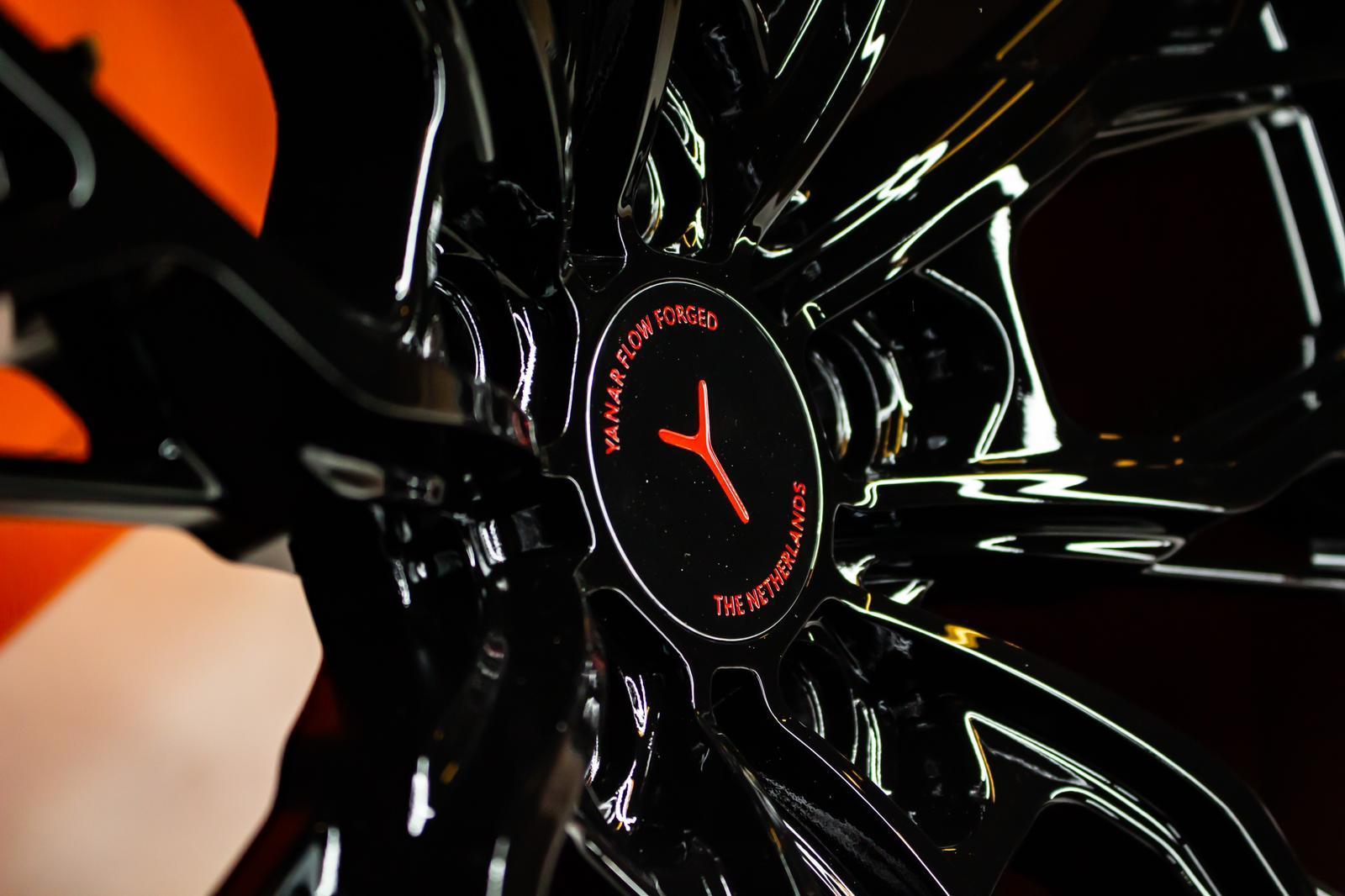 Yanar Wheels DNZ-20 19" 8,5J ET42 + 9,5J ET45 5x112 Gloss Black - obrazek 8