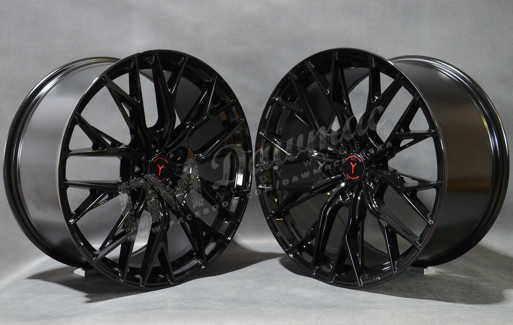 Yanar Wheels DNZ-20 20" 9J ET30 + 10J ET40 5x112 Gloss Black - obrazek 3