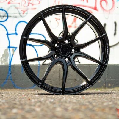 Yanar Wheels FF17 19" 8,5J ET42 5x112 Gloss Black