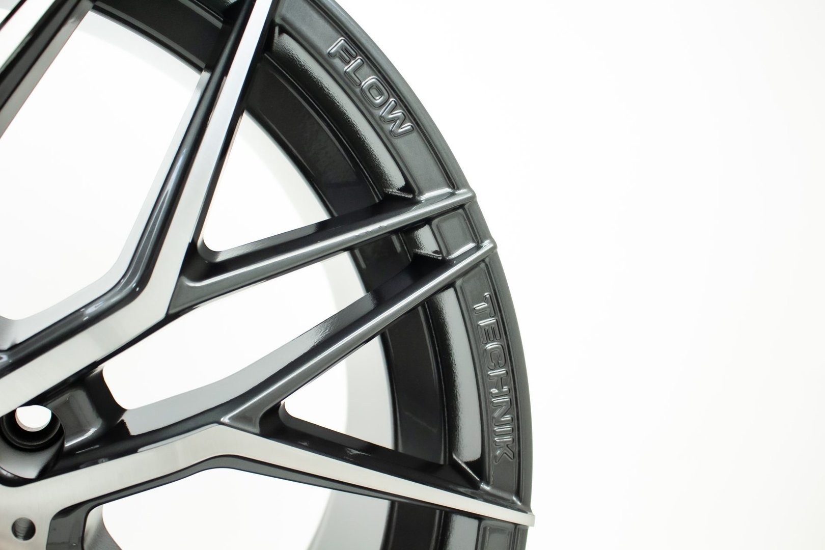 Yanar Wheels IST-34 19" 8,5J ET42 5x112 Anthracite Polished - obrazek 4