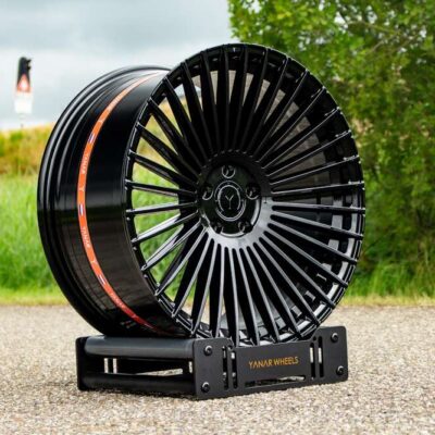 Yanar Wheels UTC-030 20" 9J ET28 5x112 Gloss Black