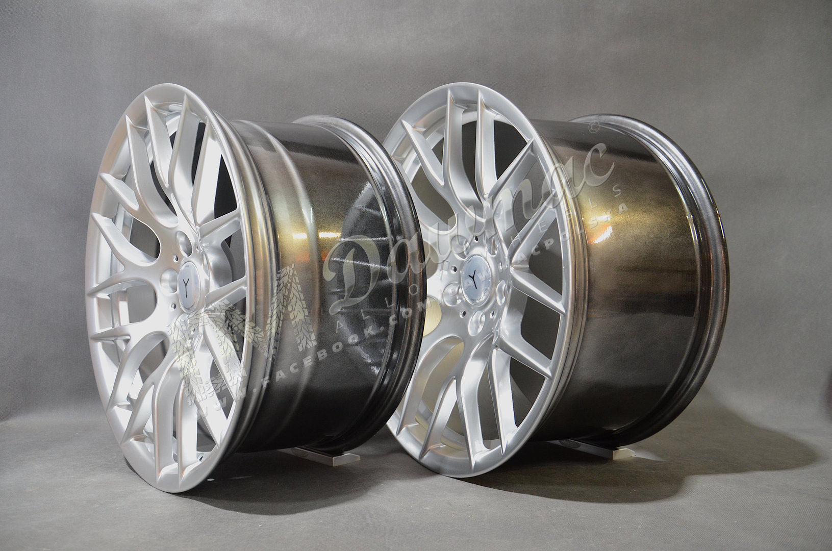 Yanar Wheels Y-NL359 19" 9J ET33 + 10J ET37 5x120 Hyper Silver - obrazek 4