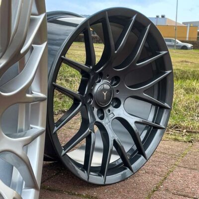 Yanar Wheels Y-NL359 19" 9J ET33 5x120 Gunmetal