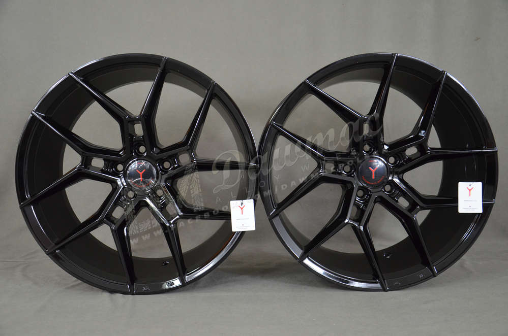 Yanar Wheels Y-NL45 19" 8,5J ET42 + 9,5J ET45 5x112 Gloss Black