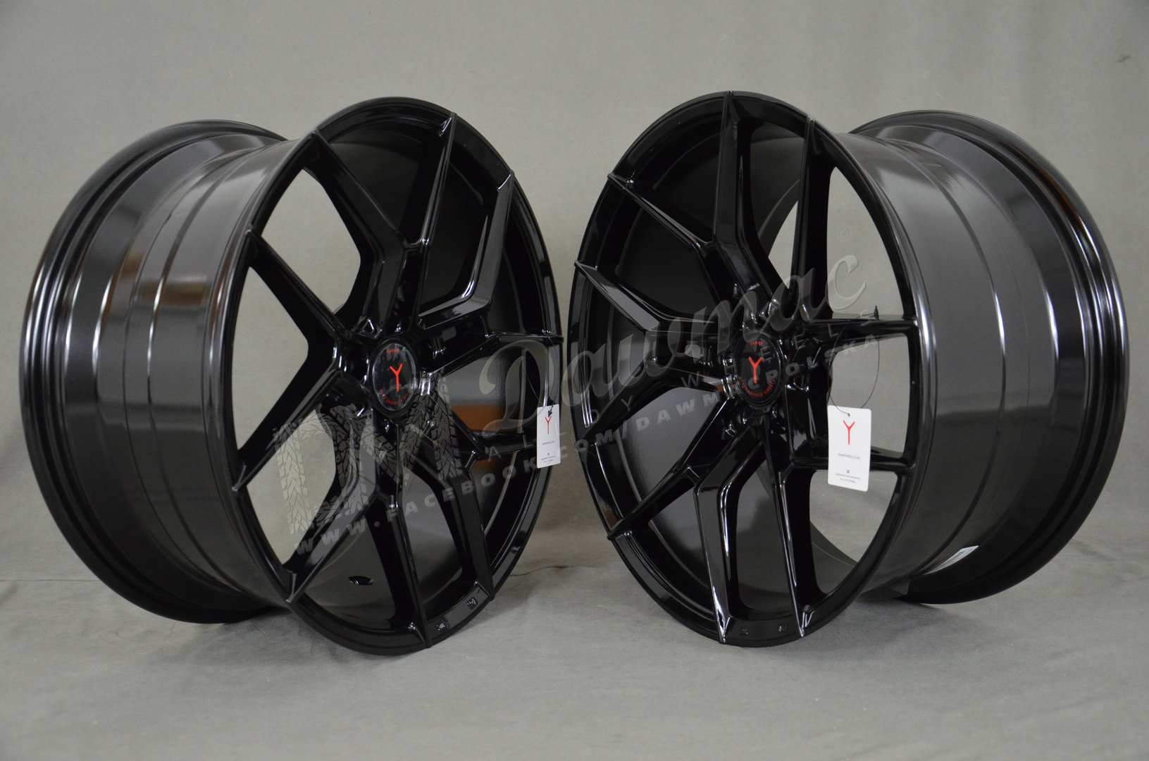 Yanar Wheels Y-NL45 19" 8,5J ET42 + 9,5J ET45 5x112 Gloss Black - obrazek 3