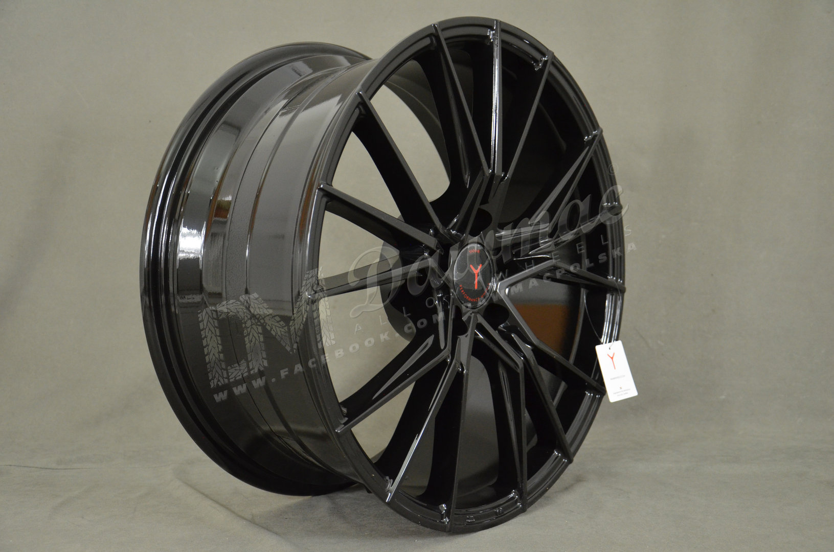 Yanar Wheels Y-NL47 19" 8,5J ET30 5x112 Gloss Black - obrazek 4