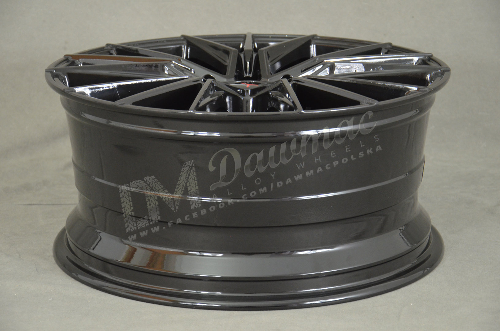 Yanar Wheels Y-NL47 19" 8,5J ET30 5x112 Gloss Black - obrazek 6