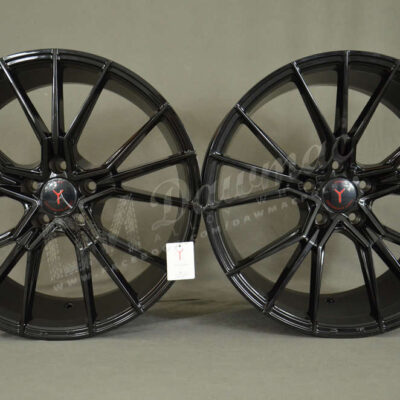 Yanar Wheels Y-NL47 19" 8,5J ET30 + 9,5J ET35 5x112 Gloss Black