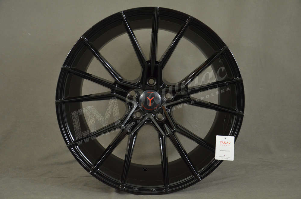 Yanar Wheels Y-NL47 19" 9,5J ET35 5x112 Gloss Black