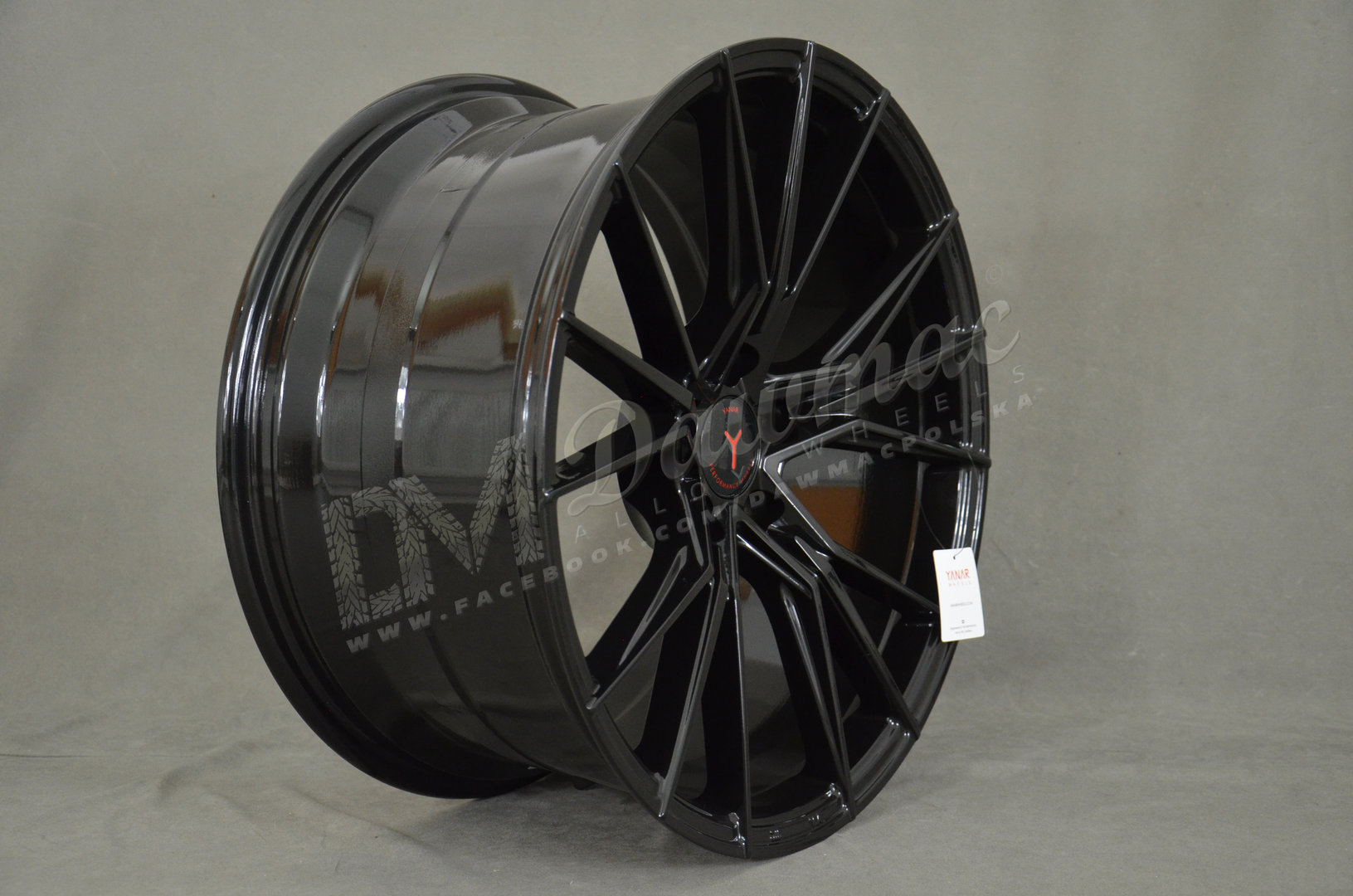 Yanar Wheels Y-NL47 19" 9,5J ET35 5x112 Gloss Black - obrazek 4