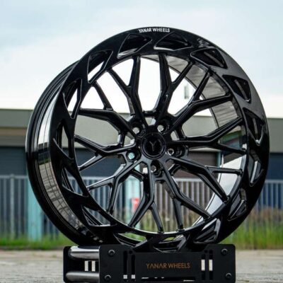 Yanar Wheels ZWO-083 21" 10,5J ET42 5x112 Gloss Black