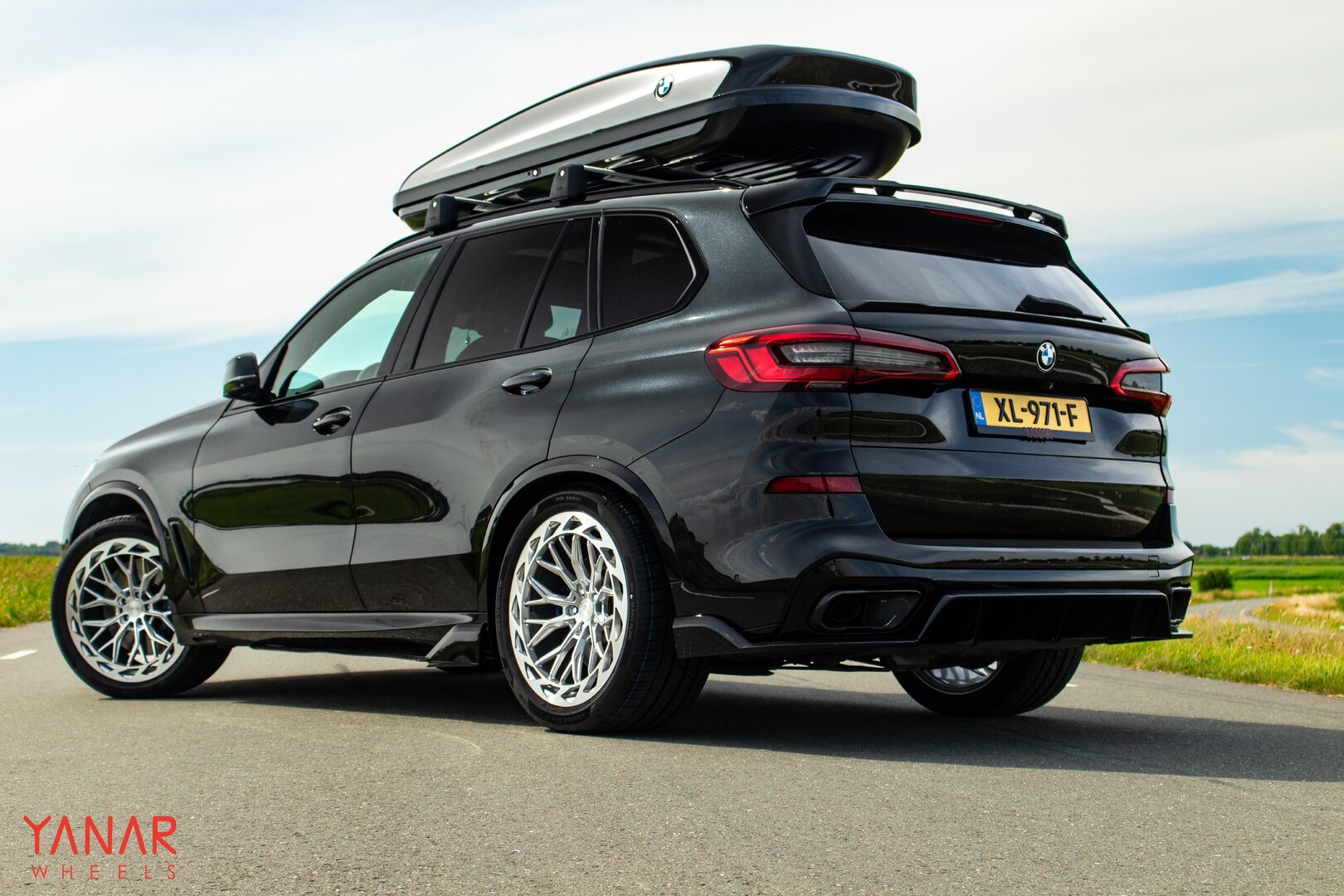 Yanar Wheels ZWO-083 21" 10,5J ET42 5x112 Silver Machined - obrazek 7