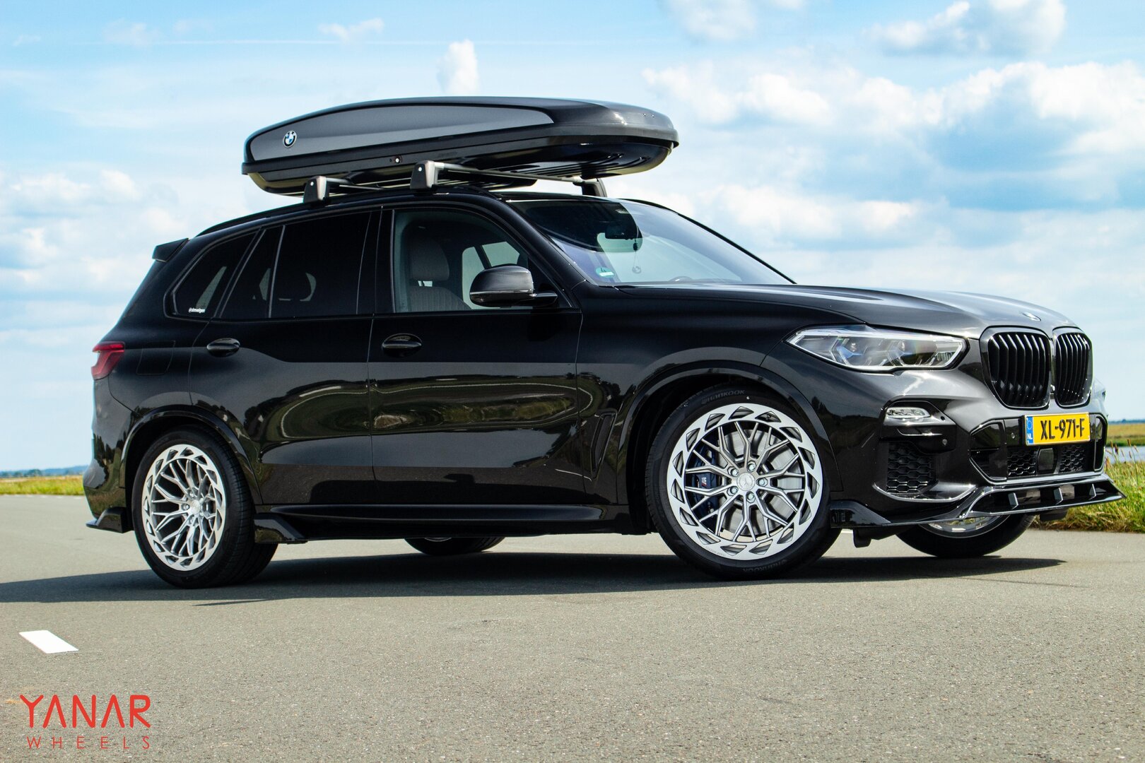 Yanar Wheels ZWO-083 21" 9J ET30 + 10,5J ET42 5x112 Silver Machined - obrazek 5