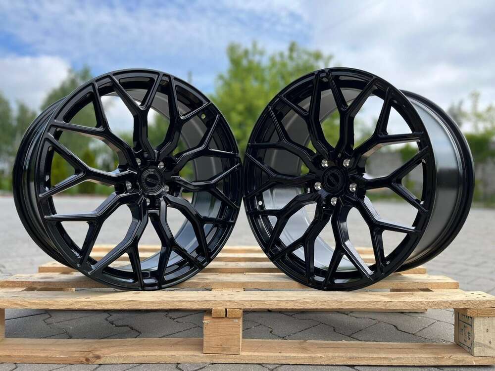 Yota Wheels YP1 20" 9J ET20-ET40 + 10J ET20-ET40 BLANK Gloss Black