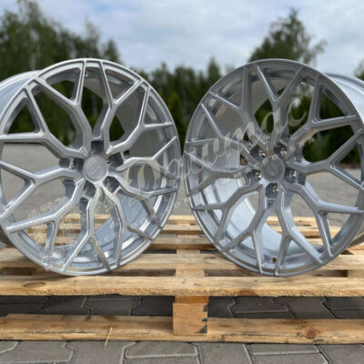 Yota Wheels YP1 20" 9J ET35 + 10J ET40 5x120 Gloss Silver